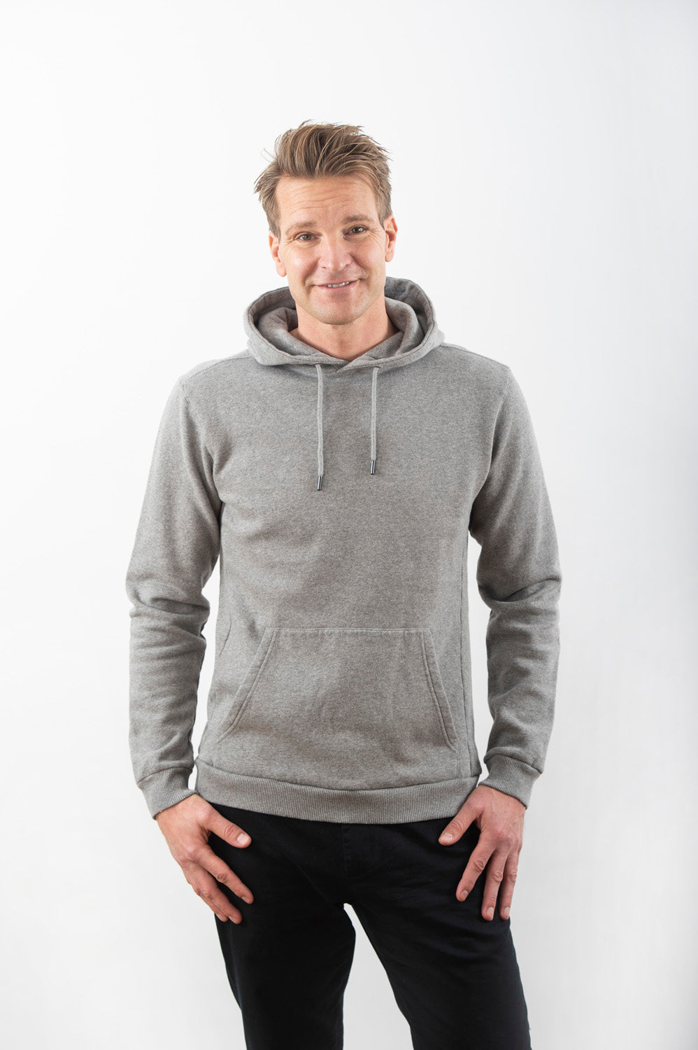 HOODIE GRÅ MELANGE