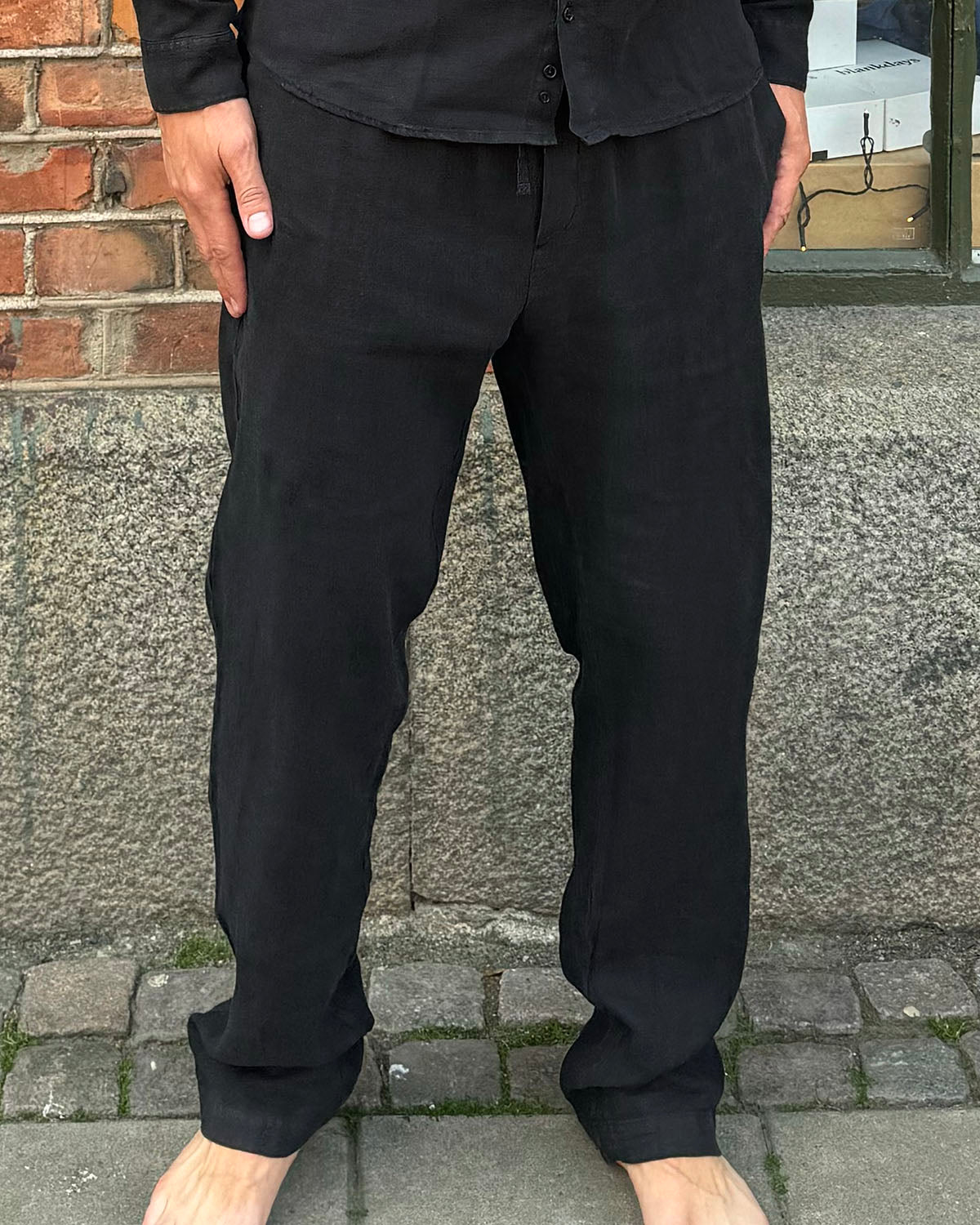 LINNEBYXOR SVART