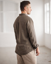 Load image into Gallery viewer, THE LINEN SHIRT ARMY OLIVE
