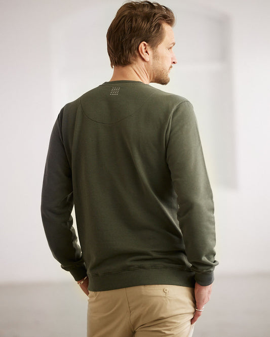 THE TENCEL™ SWEATSHIRT DARK OLIVE
