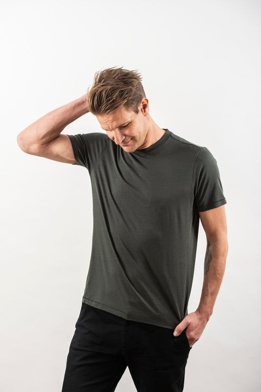 THE TENCEL T- SHIRT DARK OLIVE