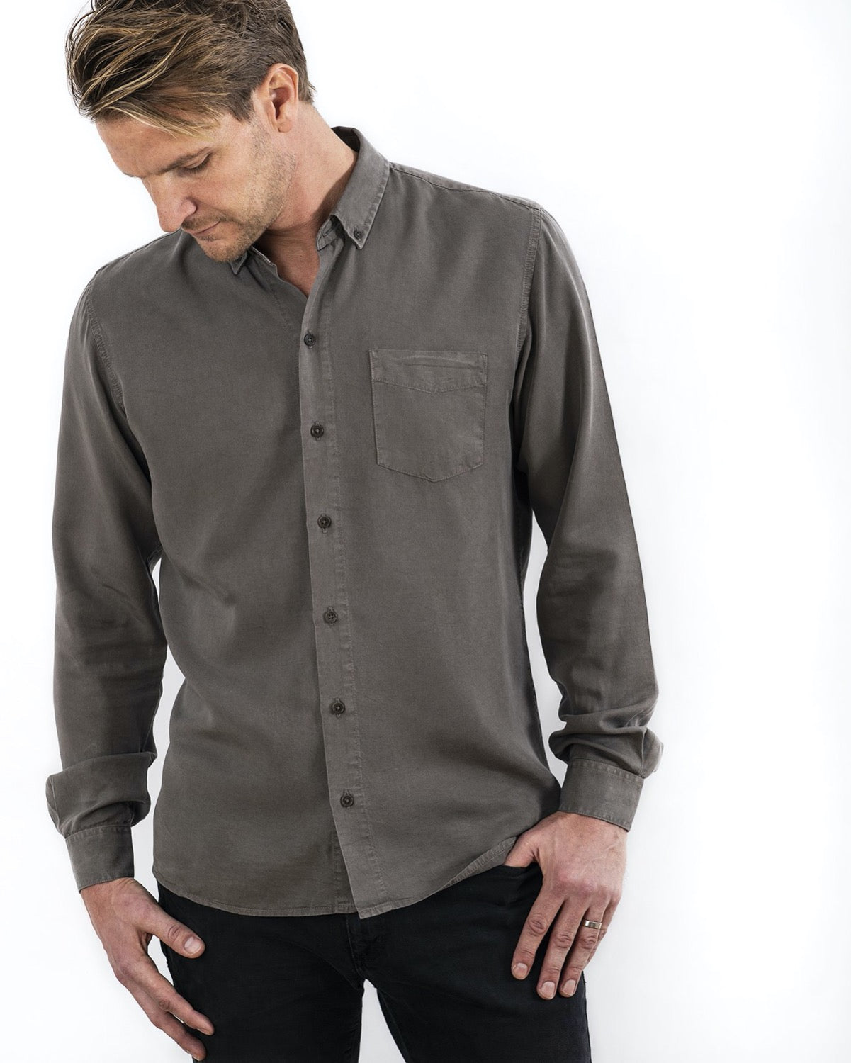 TENCEL SHIRT ARMY OLIVE-shirts-Blankdays