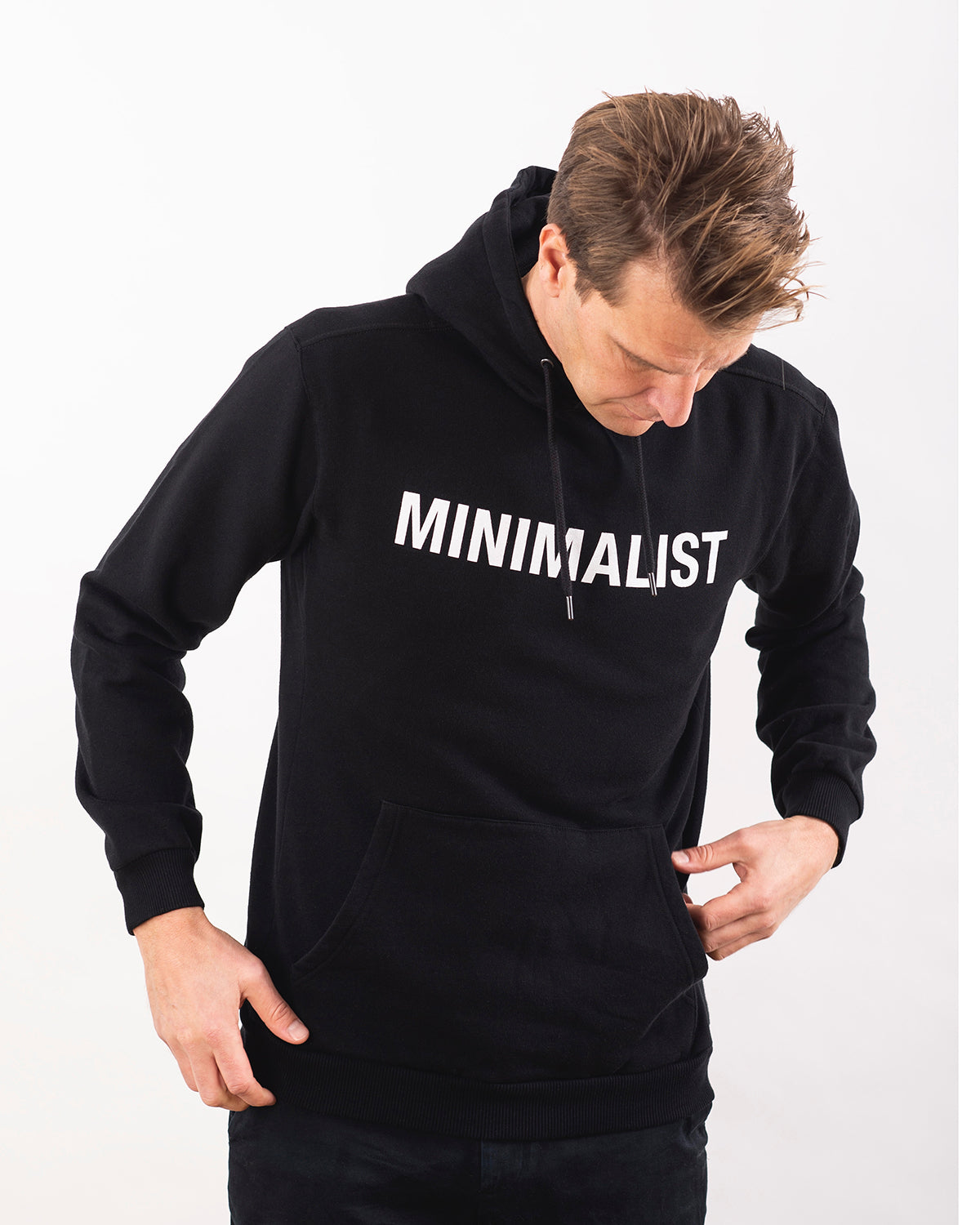 MINIMALISTISK HOODIE SVART