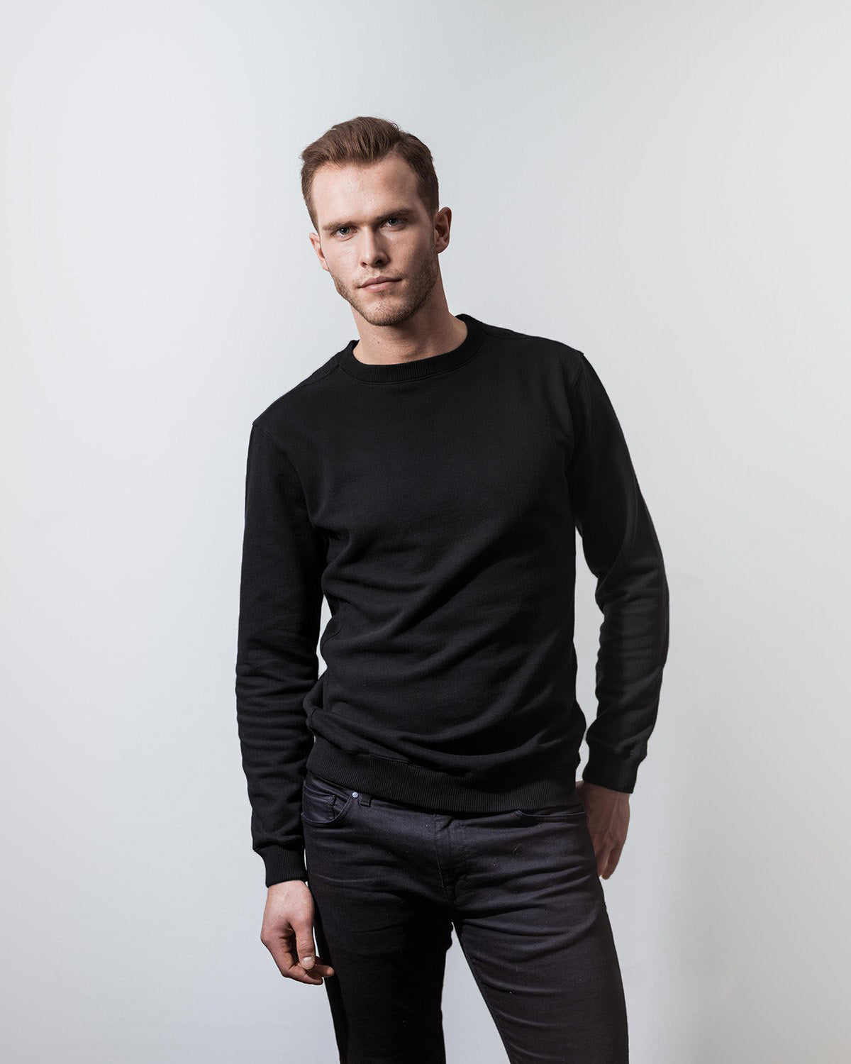 SWEATSHIRT BLACK-Sweatshirt-Blankdays