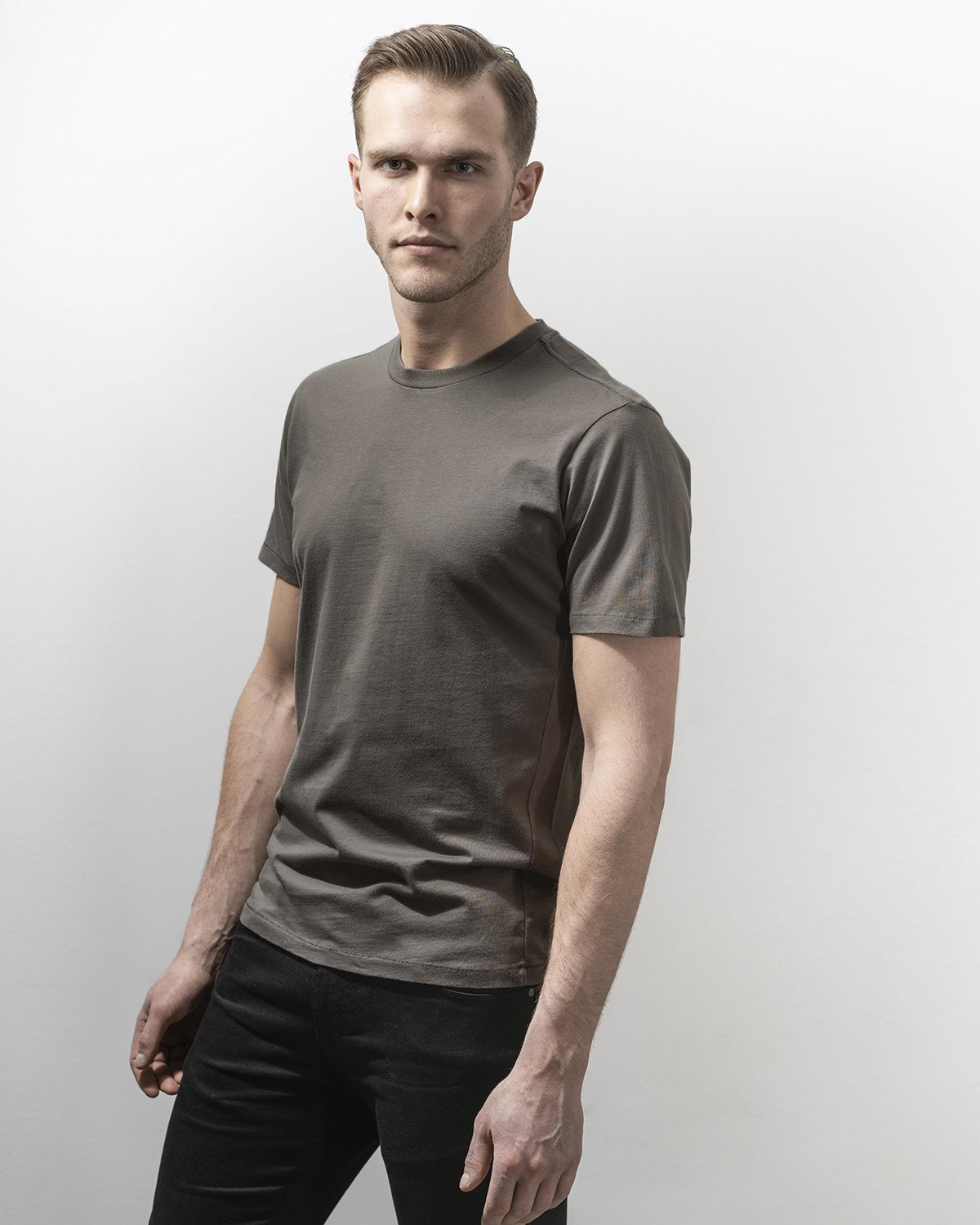 T- SHIRT ARMY OLIVE-T-shirt-Blankdays