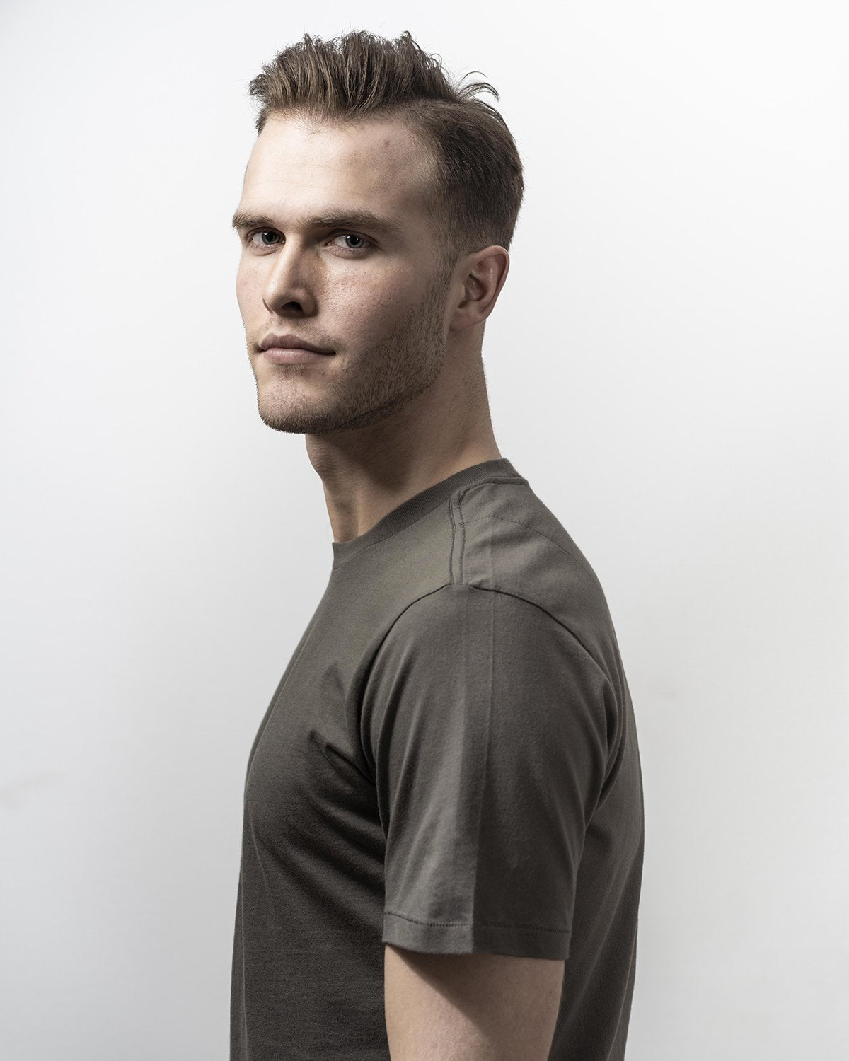 T- SHIRT ARMY OLIVE-T-shirt-Blankdays