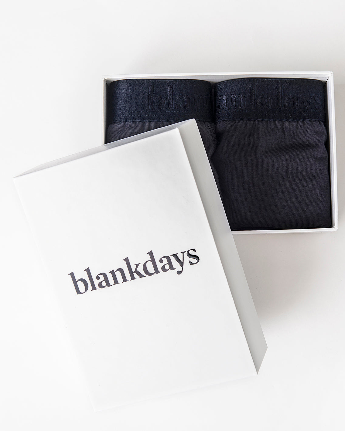 THE BOXER BRIEF SOLID NAVY- 2 PACK