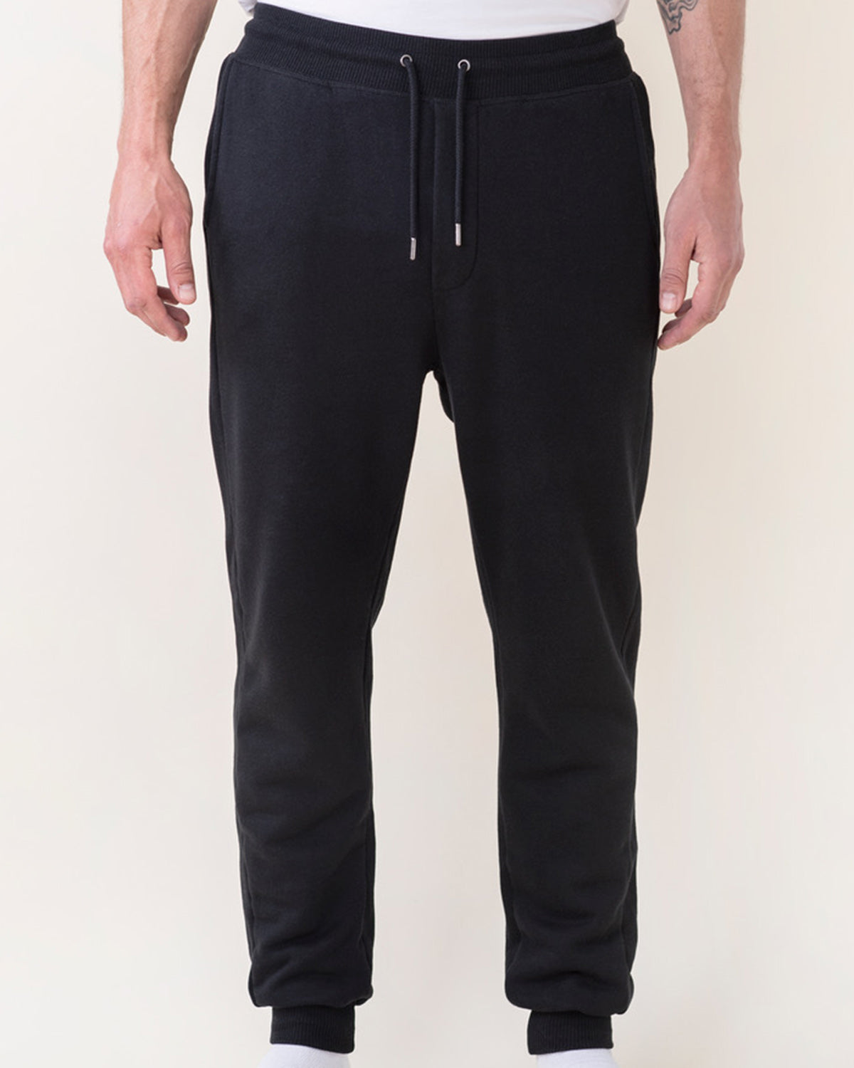 THE SWEATPANTS BLACK
