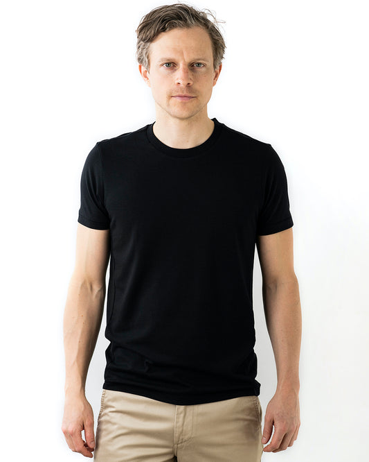 LYXIG T-SHIRT SVART